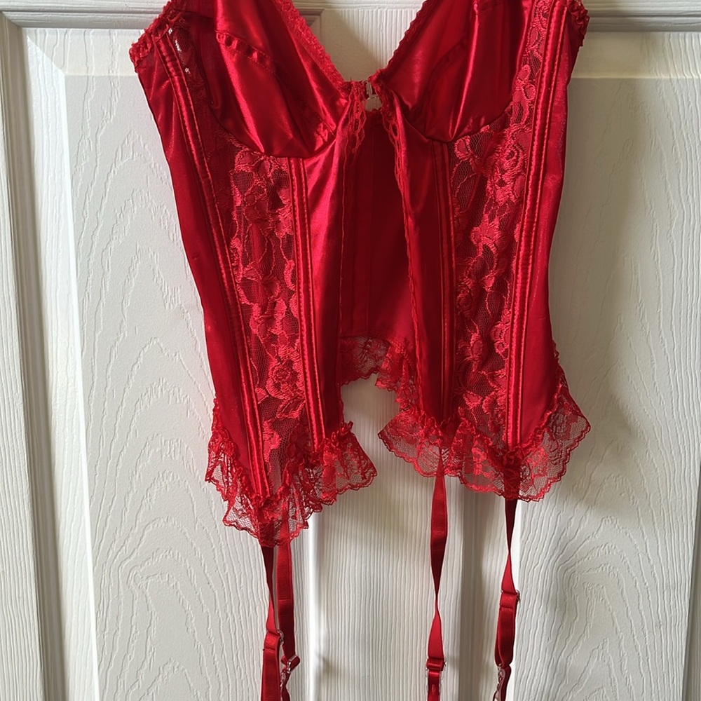 Red Lace Babydoll Style Top - Picture 3 of 6